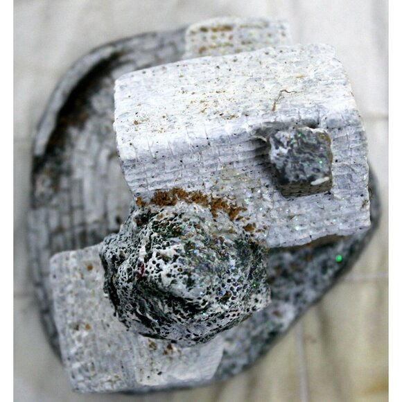 JSNY Resin Winter Brick Cottage House Display Decor Christmas Window Cutouts - Picture 7 of 8